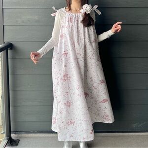 Pastel Floral Poet Dress SKU 04115 – Includes Matching Scrunchie